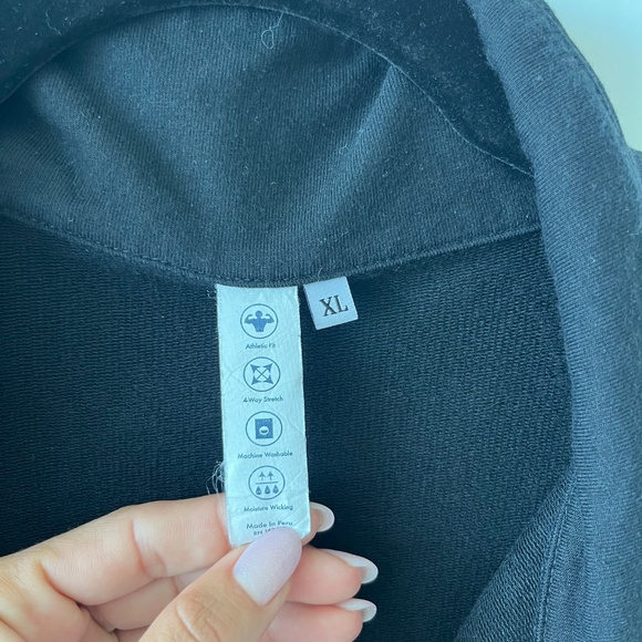 Men’s Black Half-Zip Pullover – Size XL – Stretch & Moisture-Wicking - Picture 2 of 4